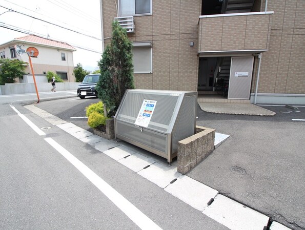 グリ－ンコ－ト若園の物件外観写真